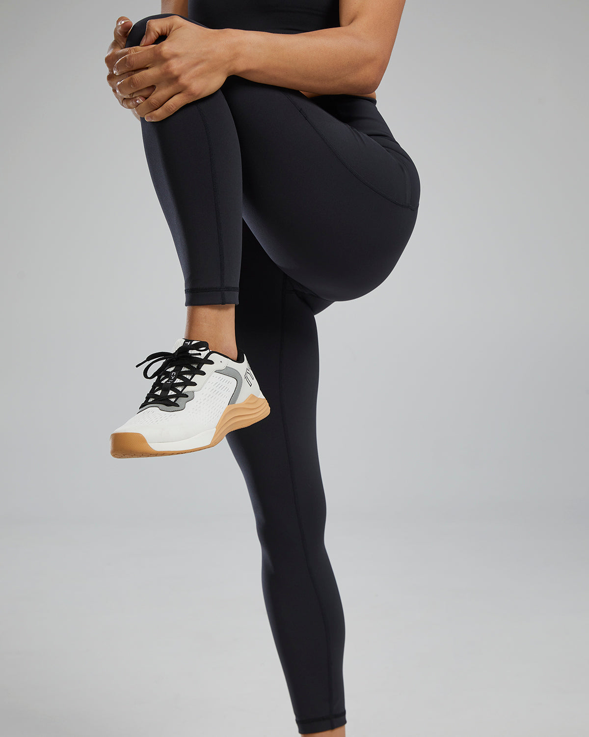 Black TYR's Joule Elite® Women's High-Rise 25" Leggings