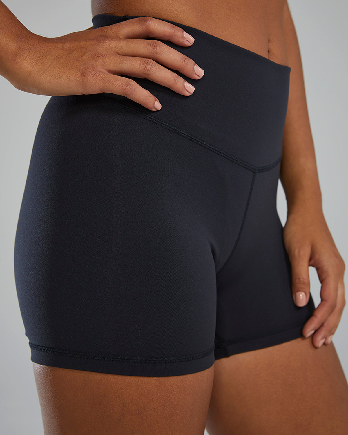 Black TYR Joule Elite™ Women's High-Rise 3.25" Short